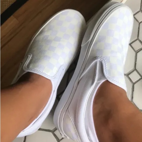 White slip on vans - Picture 5 of 7